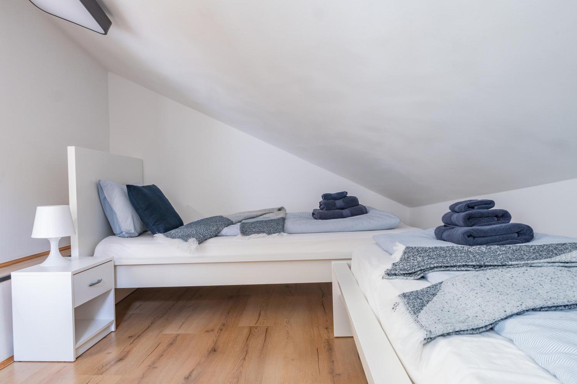 Via Paradiso Apartments ピラン エクステリア 写真